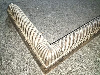 Lot 258 - Iron fender