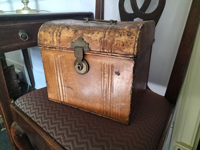 Lot 247 - Trunk