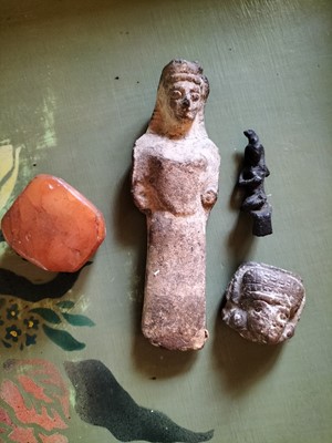 Lot 1 - Antiquities