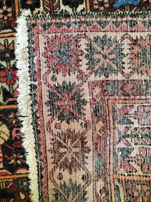 Lot 272 - Rug