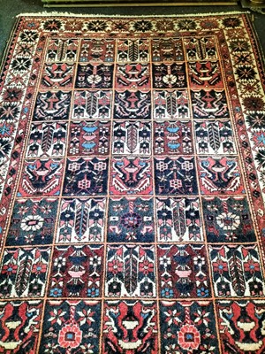 Lot 272 - Rug