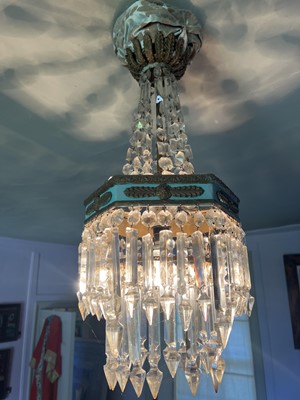 Lot 358 - Lighting