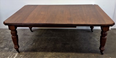 Lot 3482 - A late Victorian mahogany extending dining...