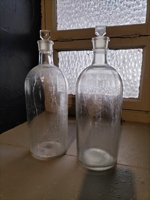 Lot 312 - Chemist jars