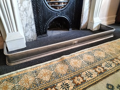 Lot 449 - Fireplace fender