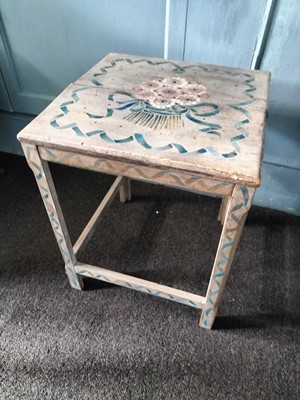 Lot 293 - Furniture