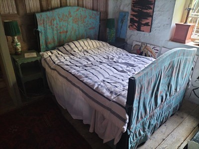 Lot 452 - Bed