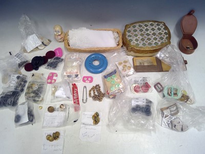 Lot 51 - A Nice Selection of Vintage Buttons and...