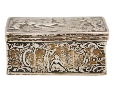 Lot 198 - An early 20th-century Dutch import silver hinge lidded trinket box by Barr, Moering & Co.