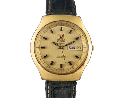 Lot 219 - OMEGA - An Electronic F300 Hz Geneve Chronometer gold-plated gentleman's wristwatch.