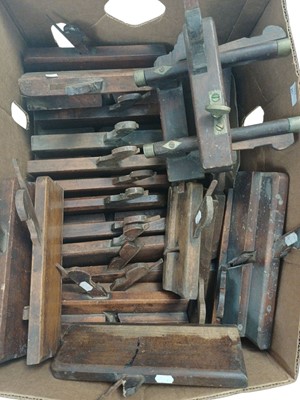 Lot 22 - A collection of Victorian and later planes.