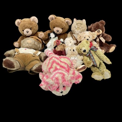 Lot 79 - A Bagpuss soft toy, two Harrods bears and a...