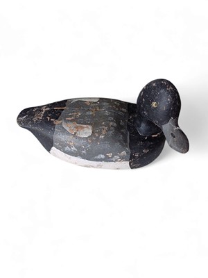 Lot 125 - A painted decoy style duck.
