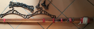 Lot 559 - Laundry rack