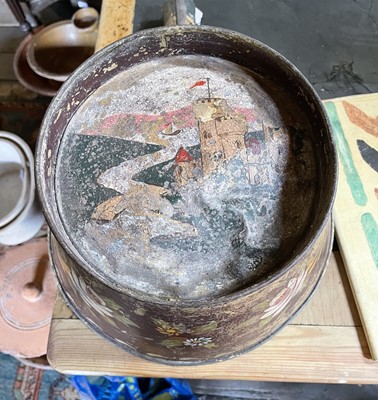 Lot 130 - A painted barge ware tin hand bowl.
