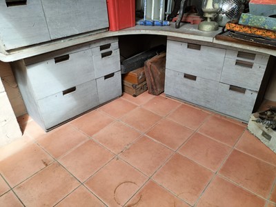 Lot 606 - Studio desk
