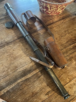 Lot 408 - A Dollond 2 1/2" Telescope