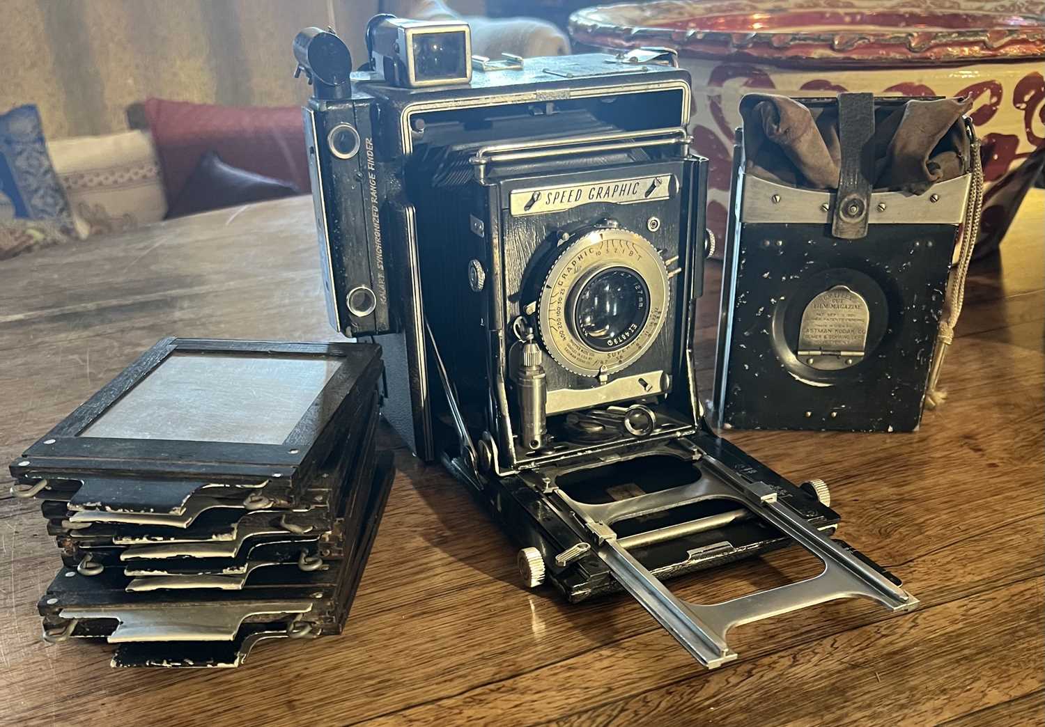 View Press Camera Lot 413 - Press Camera