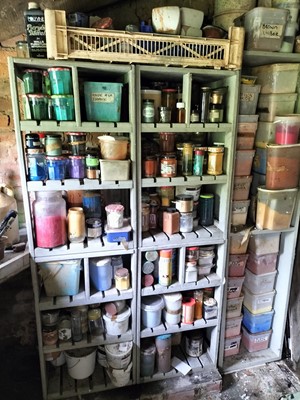 Lot 656 - Paint pigments