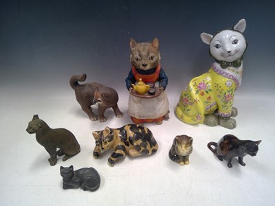 Lot 69 - A Selection of Cat Figures.