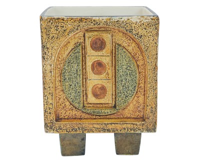 Lot 710 - A Troika footed cube vase.