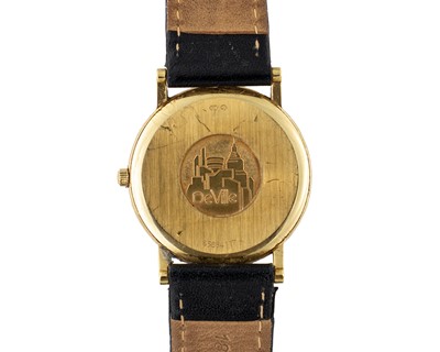 Lot 222 - OMEGA - A De Ville 18ct gentleman's quartz dress wristwatch, ref. 196 2432.