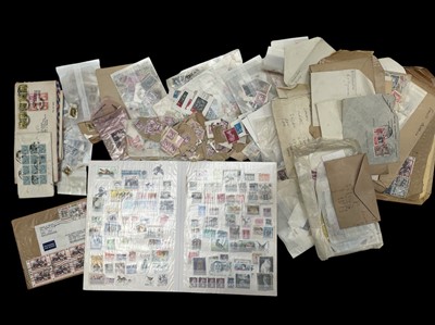Lot 133 - A collection of British and foreign loose...