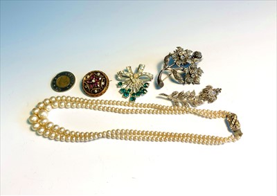 Lot 2616 - A Victorian high purity gold brooch set with...