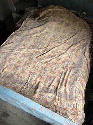 Lot 481 - Fabric