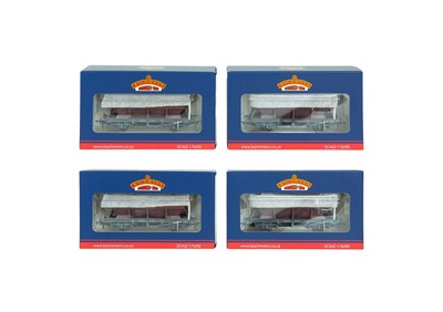 Lot 361 - Bachmann CEA Covered Hopper Wagons - 38-020A x4.