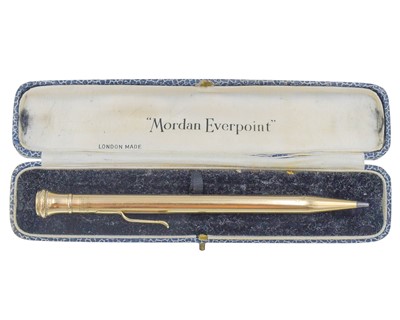 Lot 136 - A Wahl Eversharp 14k 'solid gold' propelling pencil.