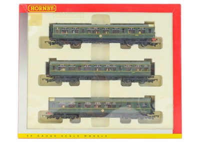 Lot 393 - Hornby Green DMU three car set R22997D-SD - 'OO Gauge'.