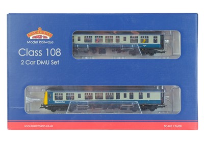Lot 376 - Bachmann BR DMU Set 'OO Gauge'.