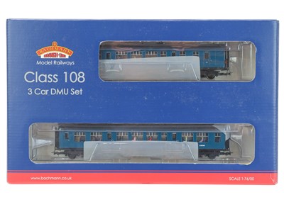 Lot 396 - Bachmann BR DMU Set 'OO Gauge'.