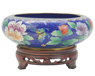Lot 628 - A Chinese cloisonne bowl.