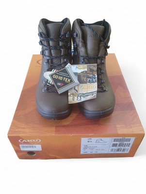 Lot 90 - A Pair of Men's Aku Walking Boots