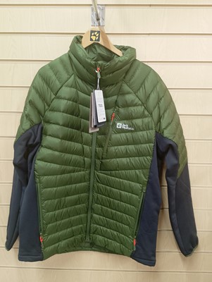Lot 233 - One Jack Wolfskin Men's Nebelhorn Downjacket