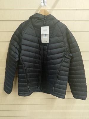 Lot 223 - One Jack Wolfskin Men's Passamani Down Hoody