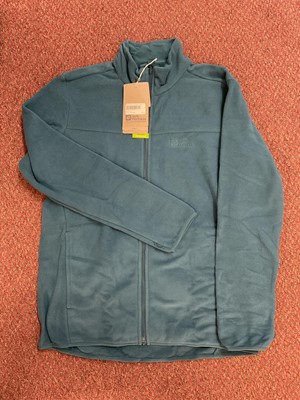 Lot 207 - Two Jack Wolfskin Men’s Beilstein Fleeces