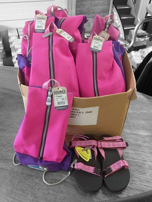 Lot 328 - Children's Clothing