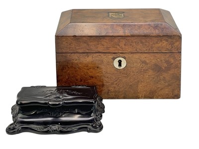 Lot 99 - A Victorian figured walnut tea caddy.