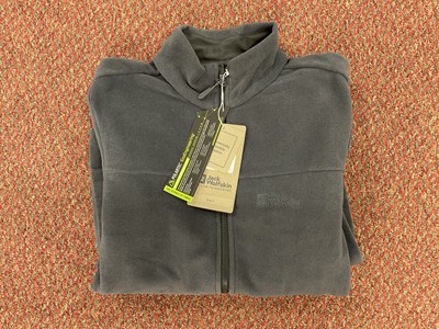 Lot 391 - Three Jack Wolfskin Beilstein Men’s Fleeces