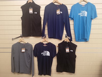 Lot 363 - The North Face - Six Items of Men's Clothing