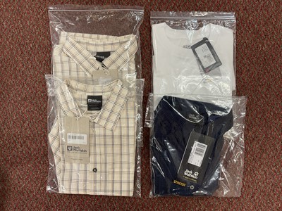 Lot 414 - Four Jack Wolfskin Mens Shirts & T-Shirts