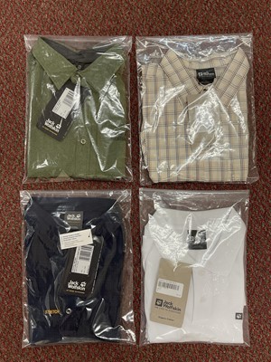 Lot 415 - Four Jack Wolfskin Mens Shirts & Polos
