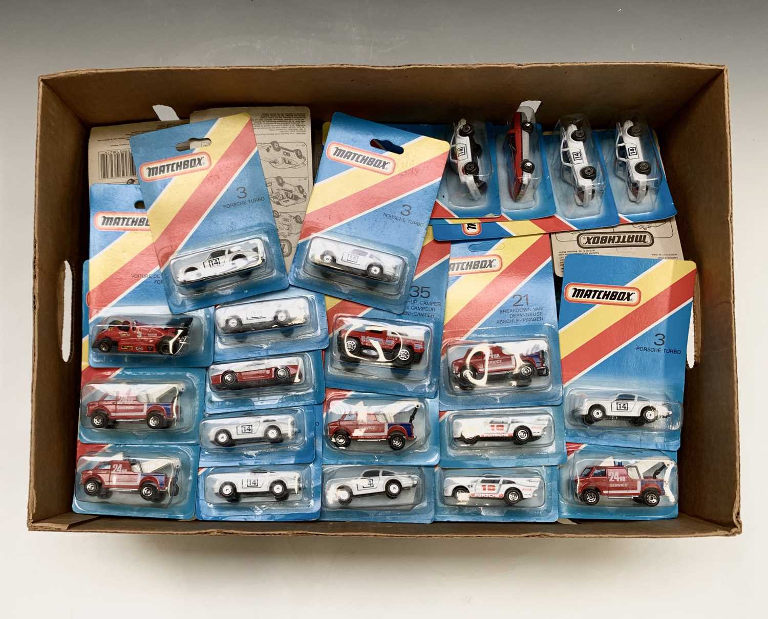 Lot 523 Matchbox cars Approx. 100 Matchbox 1980 s