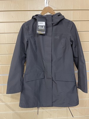 Lot 532 - A Jack Wolfskin Women's Cape York Paradise Coat.
