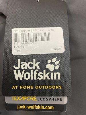 Lot 532 - A Jack Wolfskin Women's Cape York Paradise Coat.