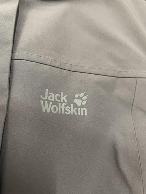 Lot 532 - A Jack Wolfskin Women's Cape York Paradise Coat.