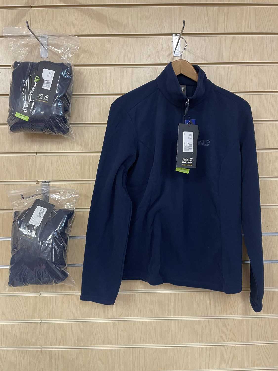 Lot 546 - Three Jack Wolfskin Women's Gecko Fleece Tops.